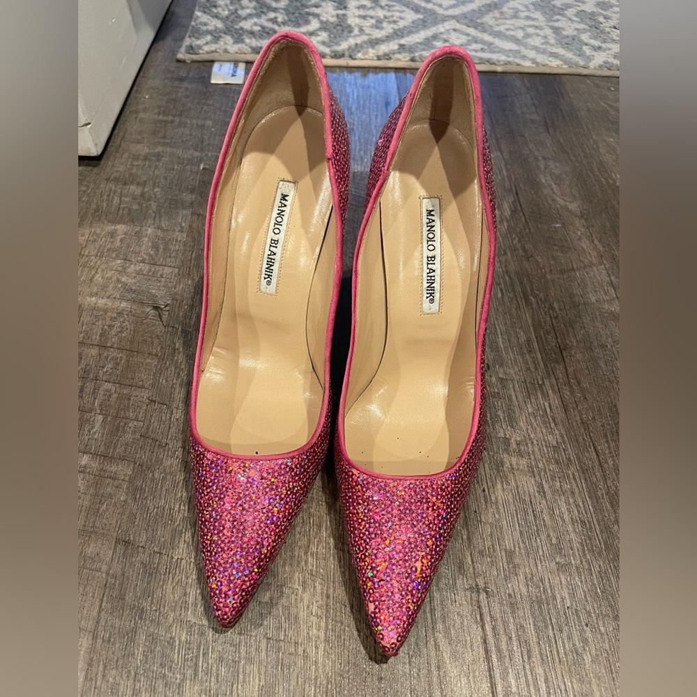 MANOLO BLAHNIK